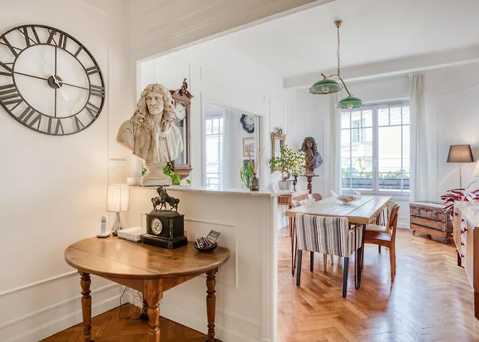 Δωμάτια σε οικογενειακή κατοικία - Centre 10 Min De La